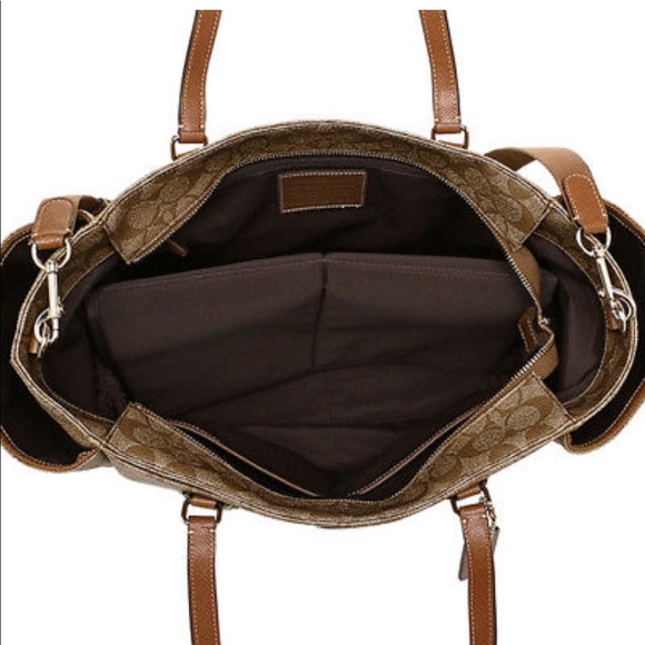 LAST ONE! NWT Coach Signature Baby Bag Diaper Bag - Picture 5 of 8